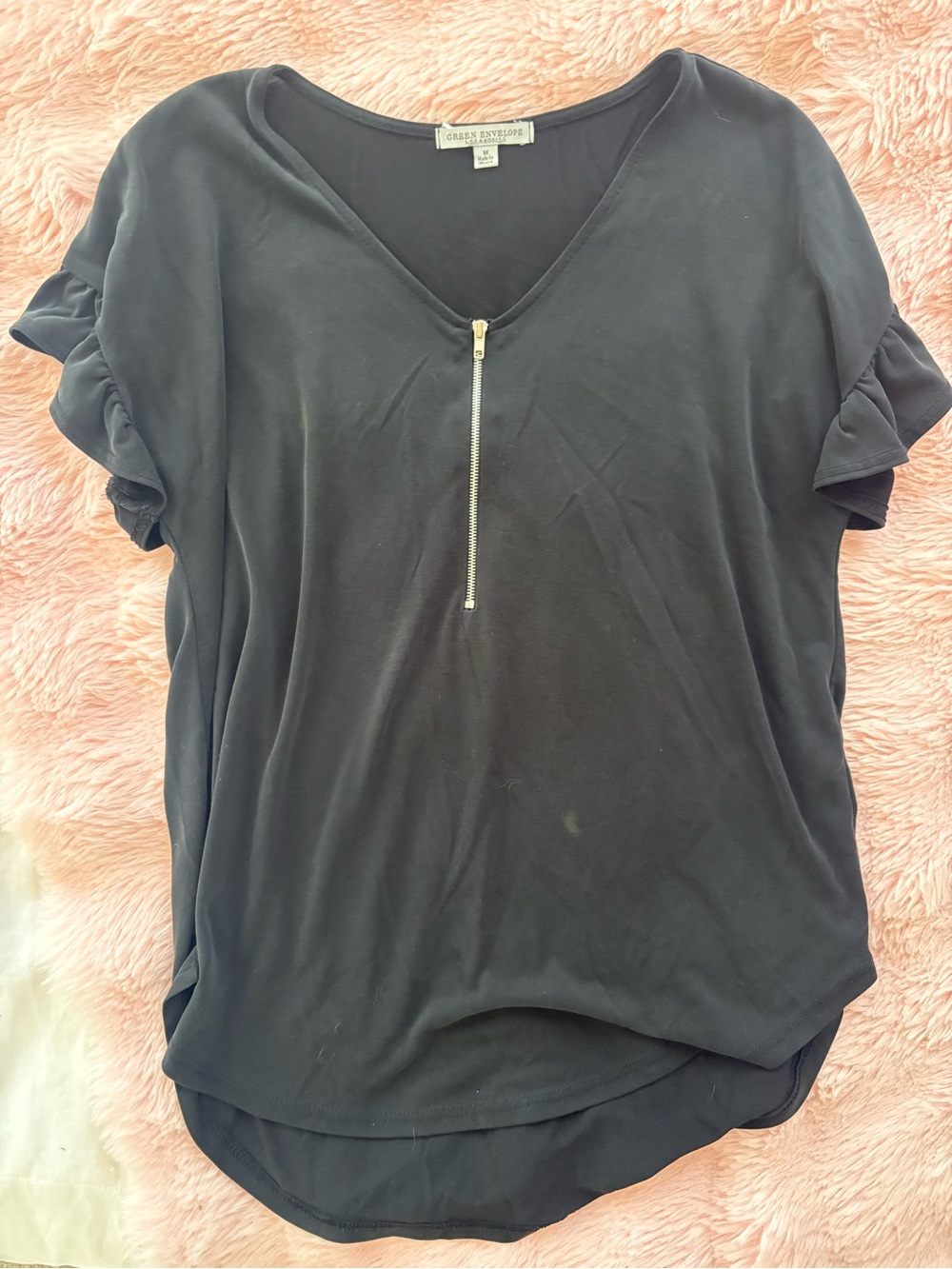 Jones New York Black Short Sleeve V-Neck Top with Front Zip